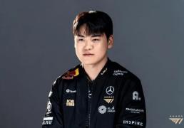 炸(zhà)裂！小(xiǎo)吕布离开T1，或加盟(méng)Hle联手宙(zhòu)斯组银河战舰