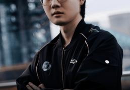 BLG组银河战舰！Viper和Xun加入！LPL明年有希望了！