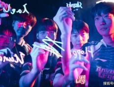 LOL传奇(qí)打野预测GEN夺冠！管泽元分析淘汰赛：滔(tāo)搏打G2是(shì)無(wú)敌的