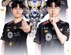 T1史无前例(lì)英雄联盟S赛三连冠(guān)，Faker六冠(guān)加冕