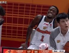 虛(xū)惊一场！曝(pù)广东外援萨姆纳伤情無(wú)大碍 社媒(méi)回应垃圾話(huà)引(yǐn)关注(zhù)