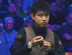 斯諾(nuò)克英錦(jǐn)赛最(zuì)新戰(zhàn)报！6-1,6-4,16強(qiáng)決(jué)出10席，评论区已淪(lún)陷(xiàn)！