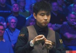 斯諾(nuò)克英錦(jǐn)赛最(zuì)新戰(zhàn)报！6-1,6-4,16強(qiáng)決(jué)出10席，评论区已淪(lún)陷(xiàn)！