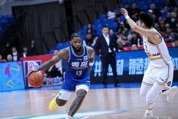 又來(lái)新人！丹(dān)麦聯(lián)赛得分(fēn)王加(jiā)盟山东，年薪曝光，邱彪(biāo)有望冲击前四(sì)