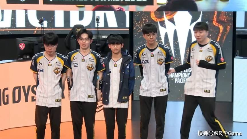 LOL全华班晋級(jí)世界(jiè)赛!Karsa泪洒赛场,FoFo:我真(zhēn)的有罪(zuì)?