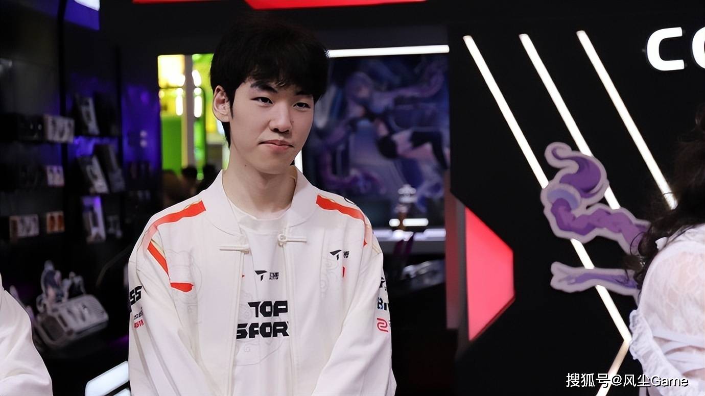 LOL世界(jiè)冠軍(jūn)AD複(fù)出!自降身价打次(cì)级联赛,FoFo被TLN优化再次(cì)失(shī)业