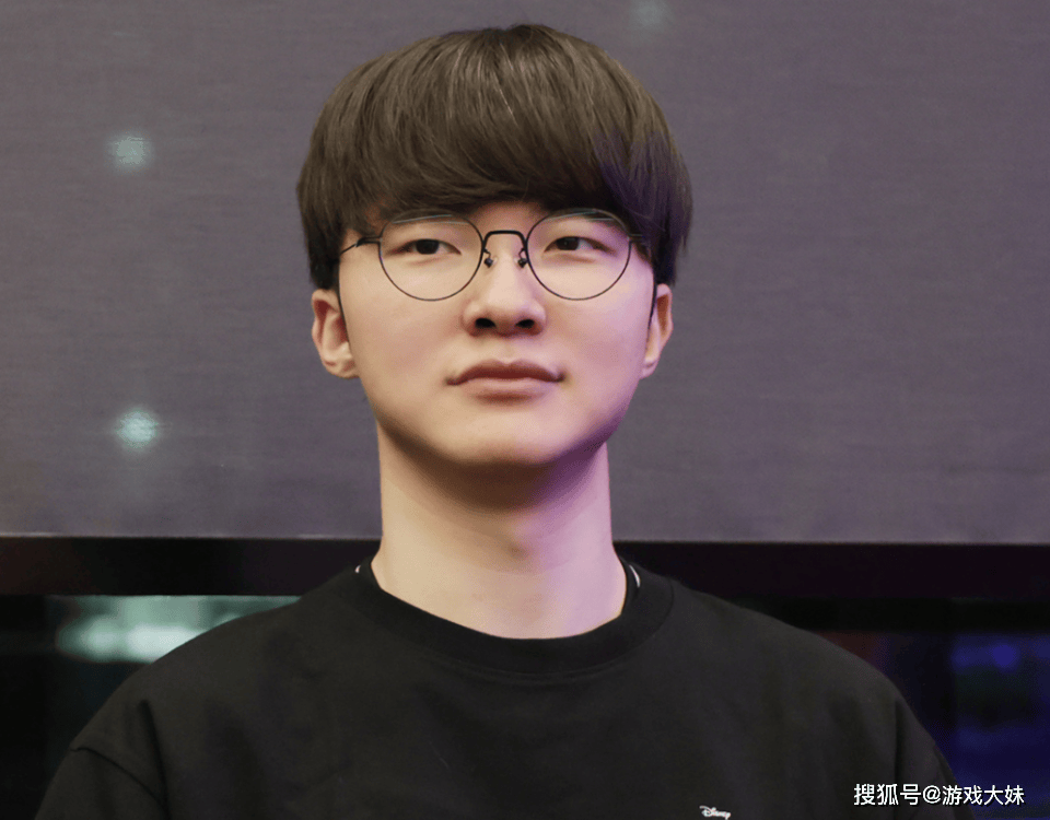 Faker對(duì)历届S賽(sài)冠军进行(xíng)排(pái)名(míng),认为LPL冠军墊(diàn)底,含金(jīn)量(liàng)最(zuì)低