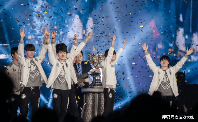 Faker對(duì)历届S賽(sài)冠军进行(xíng)排(pái)名(míng),认为LPL冠军墊(diàn)底,含金(jīn)量(liàng)最(zuì)低