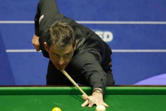 震(zhèn)惊！中(zhōng)国球迷熬夜(yè)見(jiàn)証(zhèng)5连鞭，罗伯逊：沙特场馆像主场