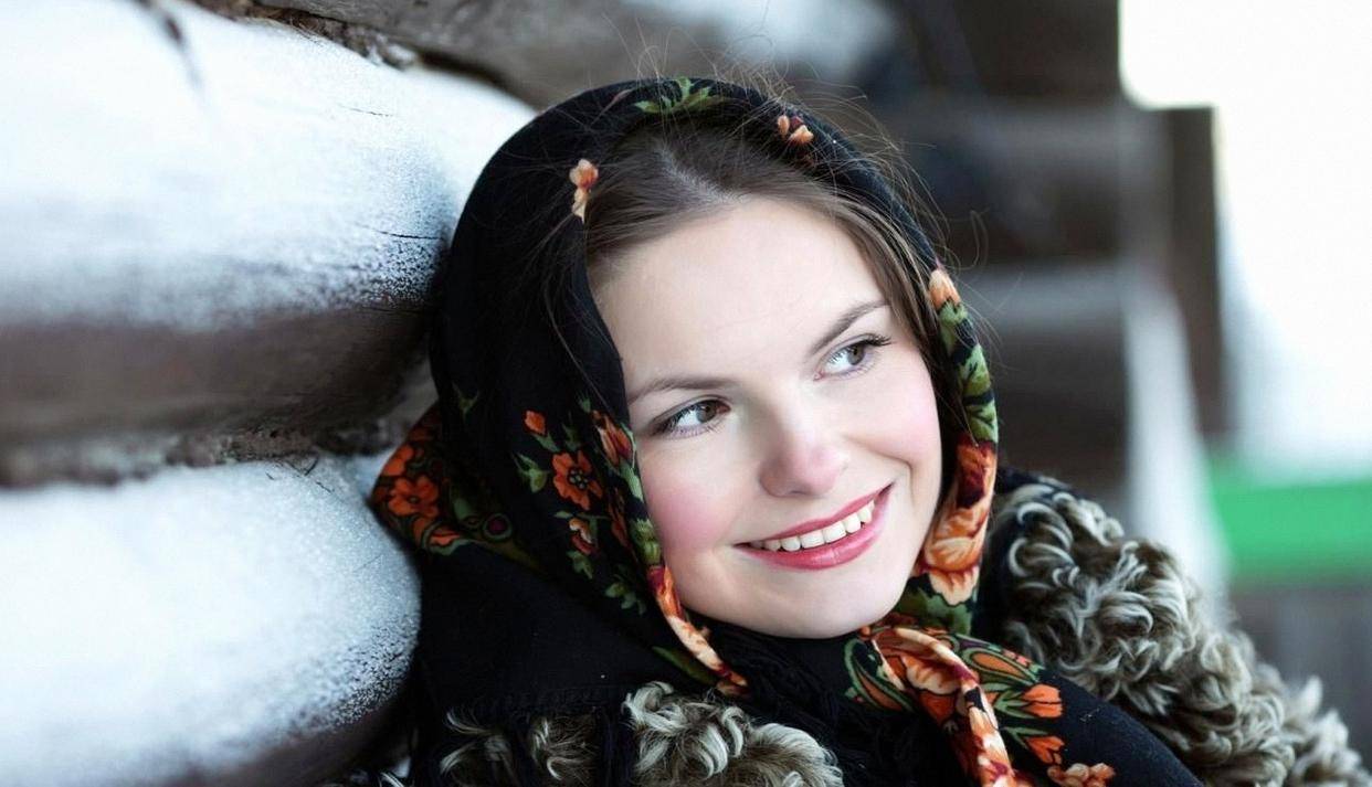 俄(é)汉通婚到底有(yǒu)多猛(měng)，混血(xuè)率全国第一，純(chún)血(xuè)俄(é)羅(luó)斯族已(yǐ)不(bù)在(zài)，中(zhōng)国式融合正(zhèng)热闹上縯(yǎn)