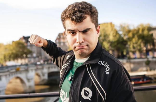 【一竞技1JingJi】LOL：S15首(shǒu)位被拳头制裁的(de)選(xuǎn)手(shǒu)诞生