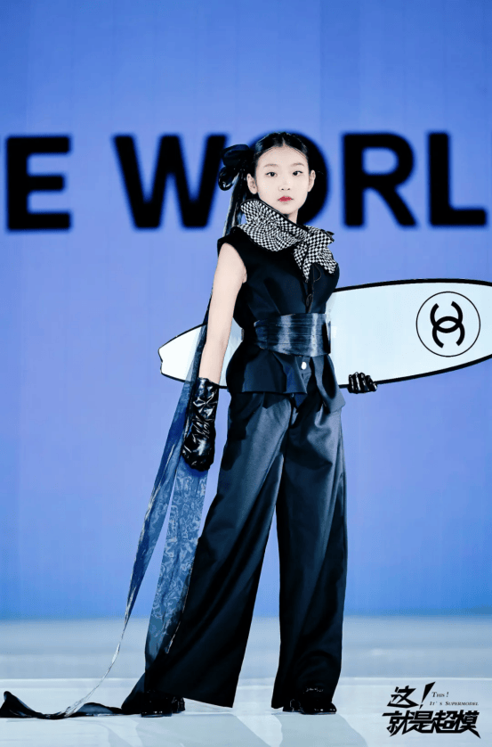 2025这！就(jiù)是(shì)超模全球(qiú)总決(jué)赛 全球(qiú)人气冠军—王(wáng)雪(xuě)萌！